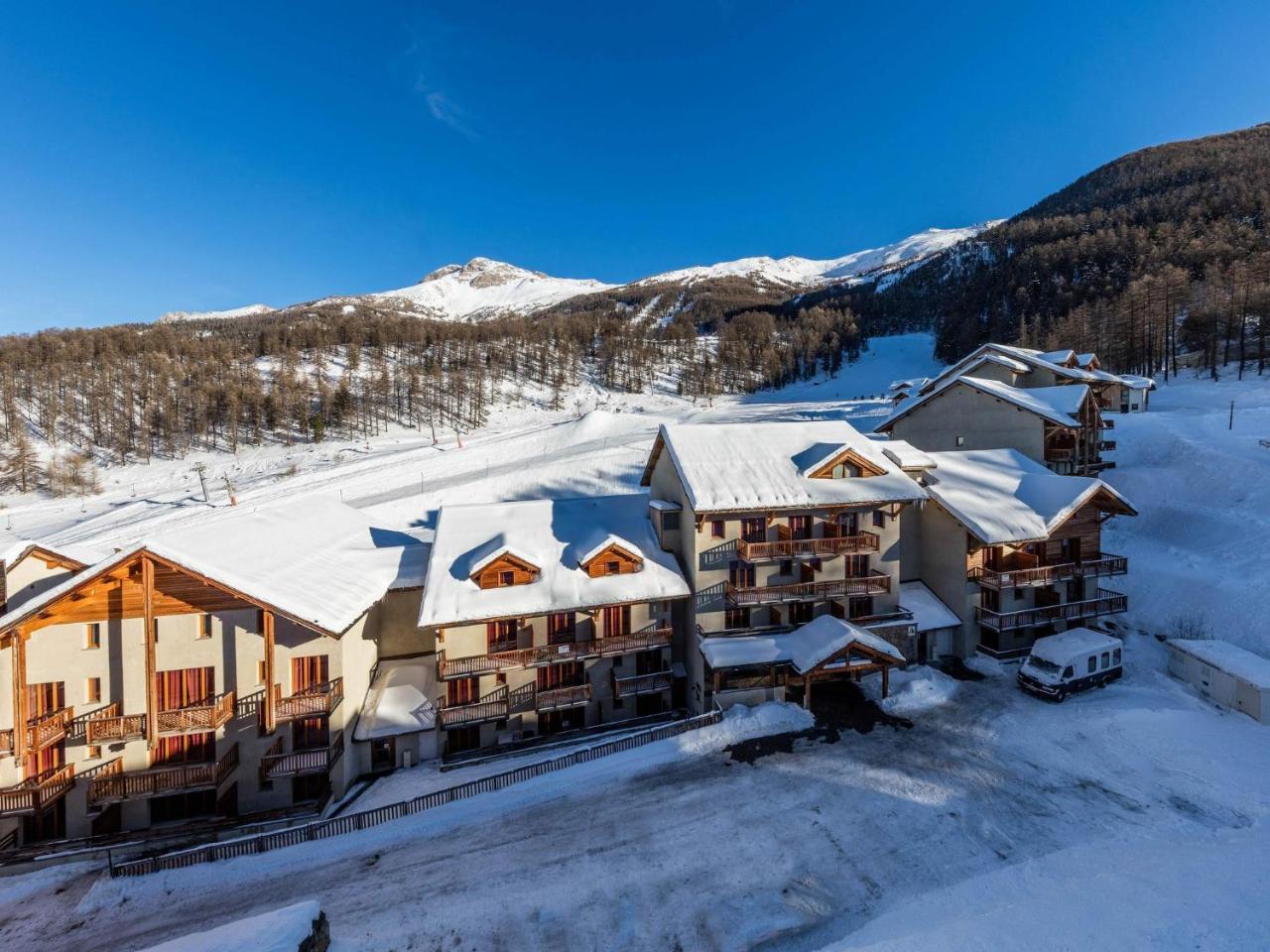 Sunweb Les Balcons De Bois Mean Aparthotel Les Orres Exteriör bild